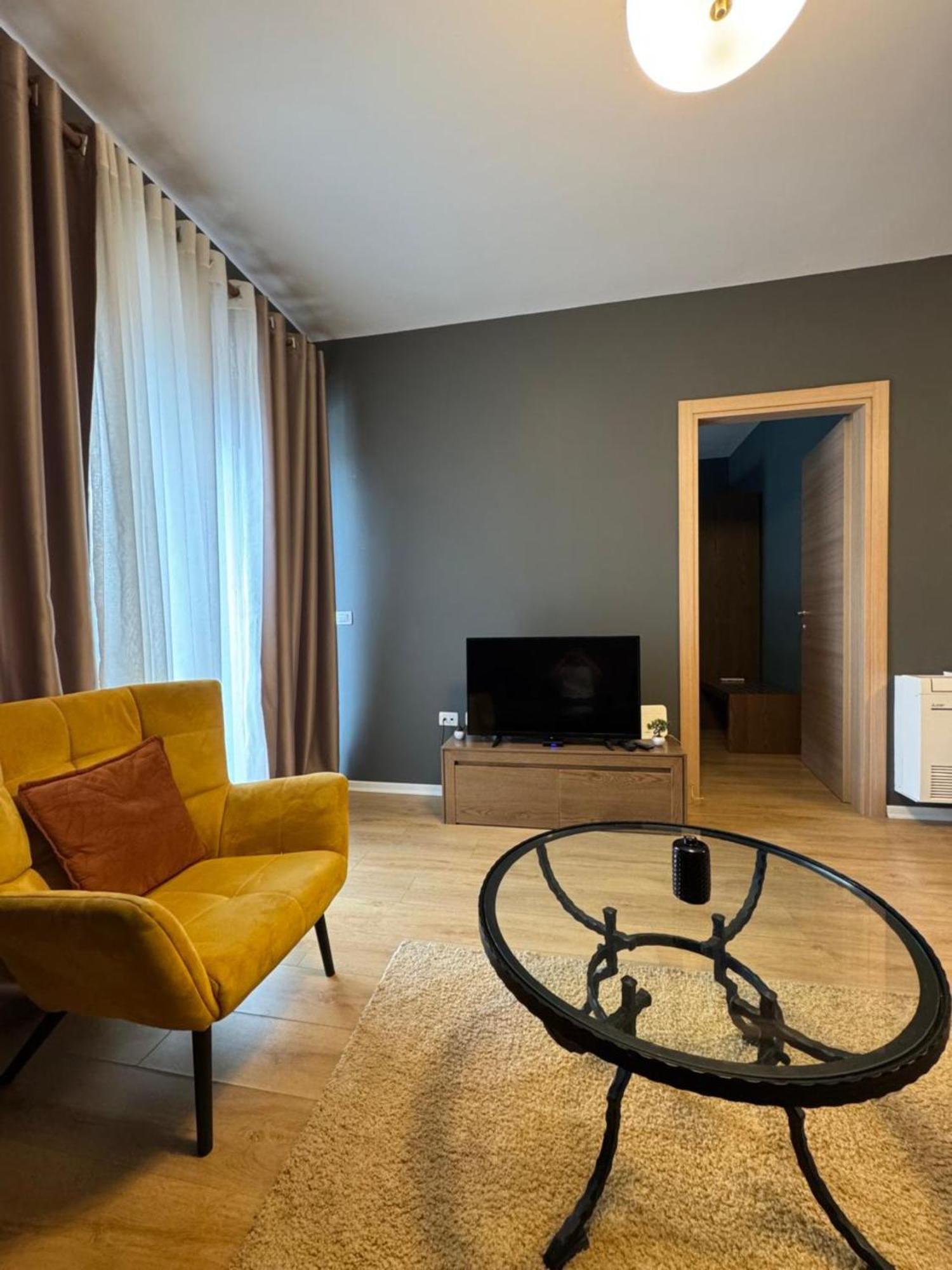 Kalpazo Home Rental Tirana Esterno foto