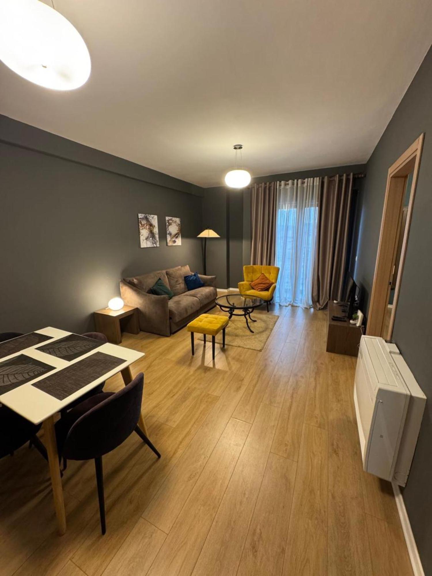 Kalpazo Home Rental Tirana Esterno foto