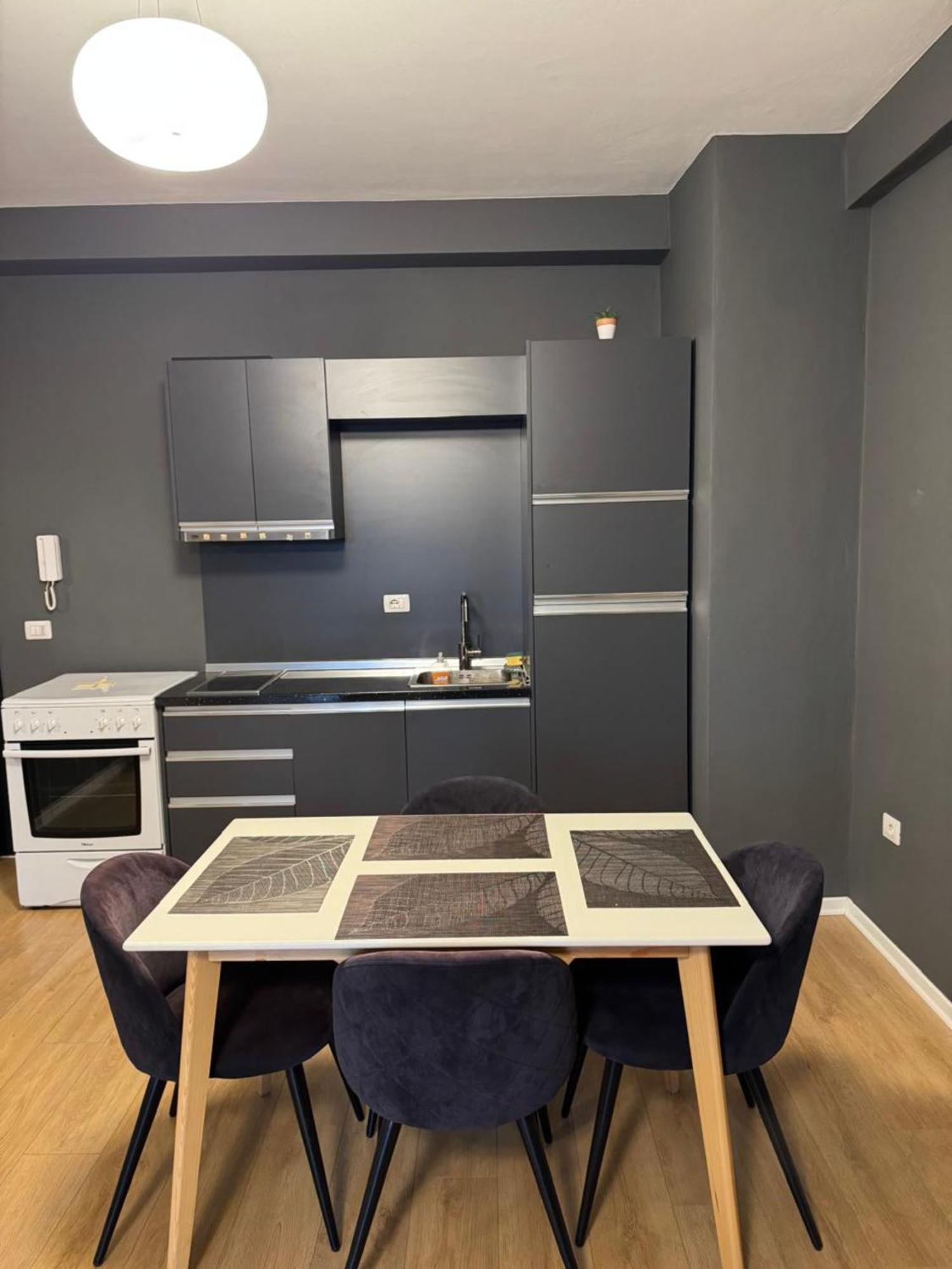 Kalpazo Home Rental Tirana Esterno foto
